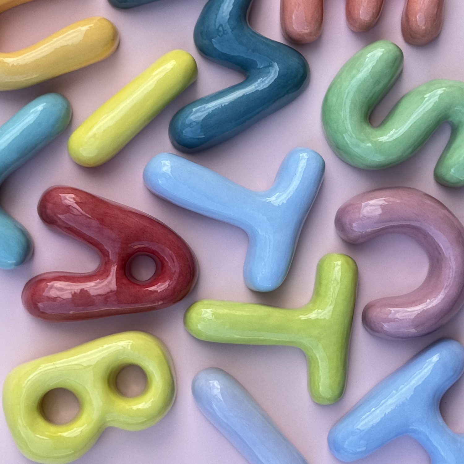 Il tuo nome in lettere di ceramica