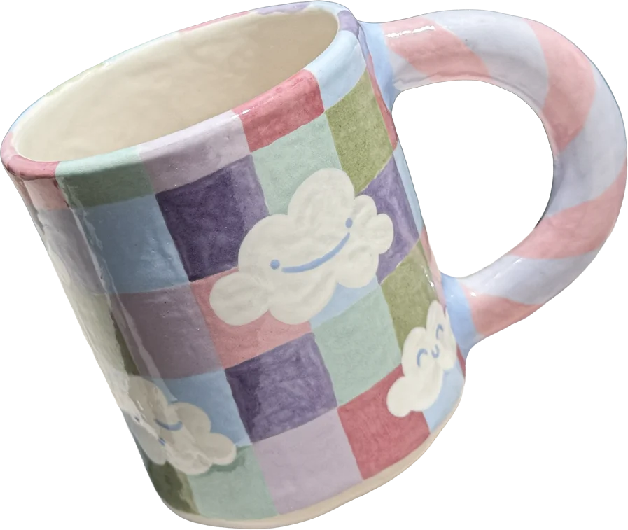 Tazza a scacchi con le nuvolette, pezzo unico in ceramica