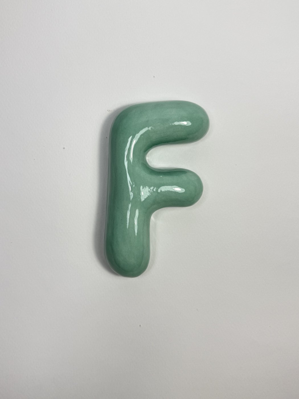 Lettera F